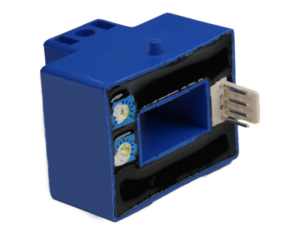 Hall-Effekt AC/DC Stromsensor CYHCS-K3 mit offener Kreisstruktur, Output: ±5V AC/DC, Stromversorgung: ± 15 V DC, Fenstergröße: 20,5x10,5mm